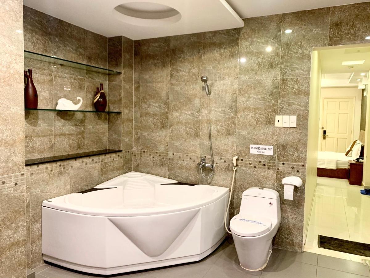 Bao Tran Hotel โฮจิมินห์ซิตี้ ภายนอก รูปภาพ