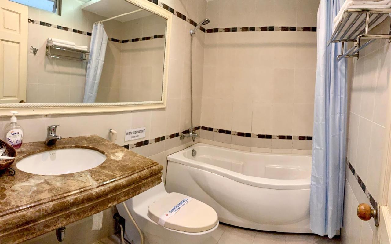 Bao Tran Hotel โฮจิมินห์ซิตี้ ภายนอก รูปภาพ